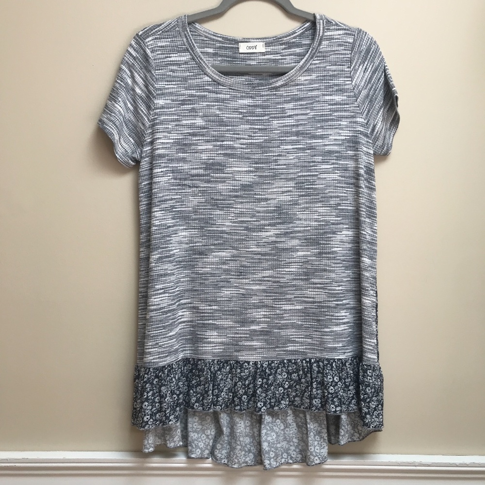 ODDY KNIT SWEATER TUNIC WITH RUFFLED HEM